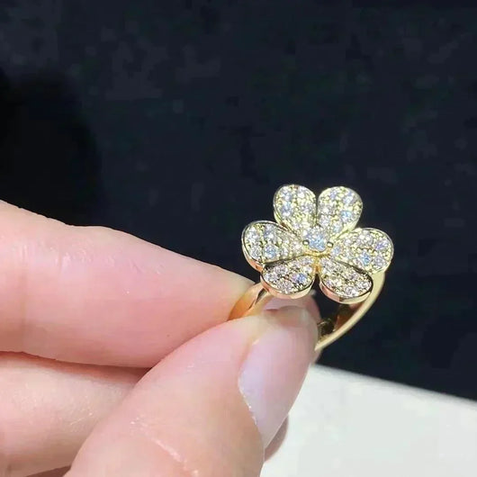 FRIVOLE GOLD DIAMOND RING