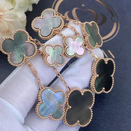 CLOVER 4 MOTIFS DARK MOP  EARRINGS