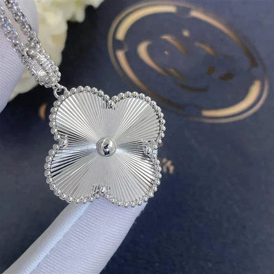 CLOVER LARGE 25MM LASER NECKLACE SILVER