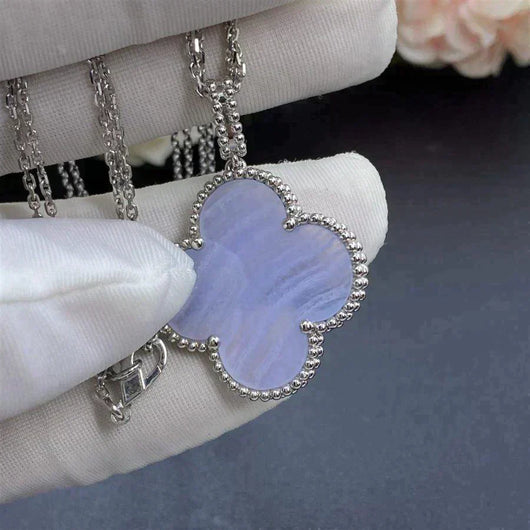 CLOVER LARGE 25MM CHALCEDONY  NECKLACE  SILVER