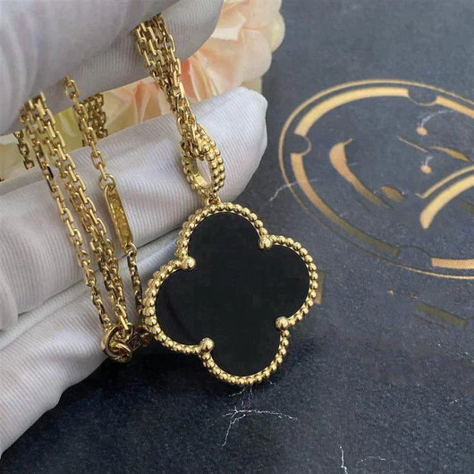 CLOVER LARGE 25MM  ONYX NECKLACE