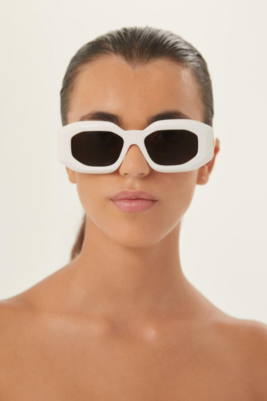 Versace biggie bold sunglasses in white with iconic jellyfish - Lux Studios