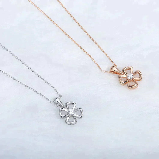 FIOREVER NECKLACE DIAMOND CENTER